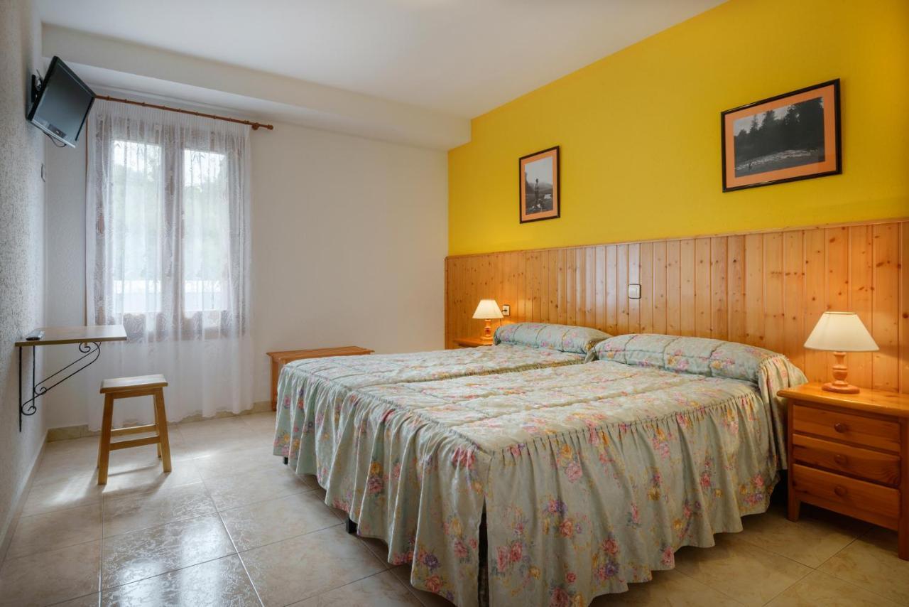 Hostal Kimboa Ansó Esterno foto