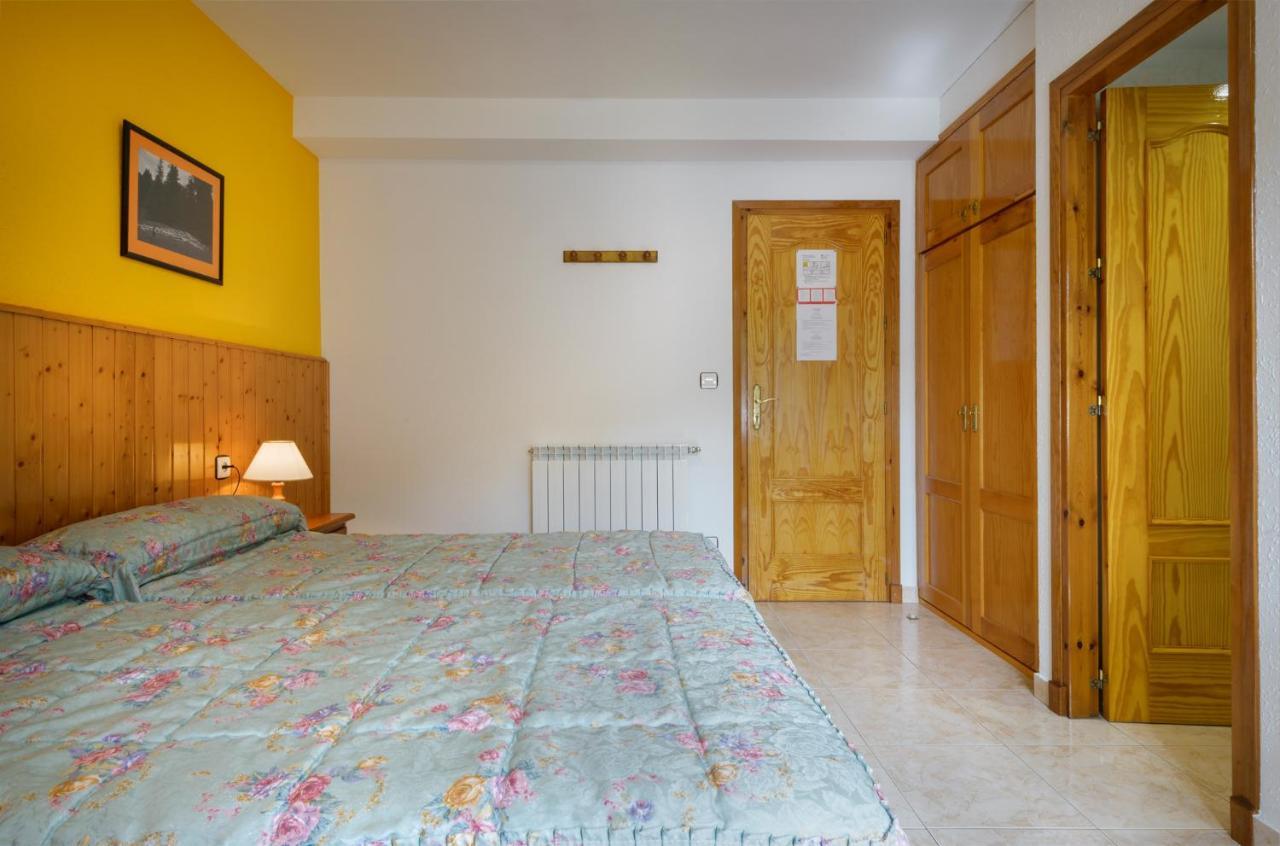 Hostal Kimboa Ansó Esterno foto